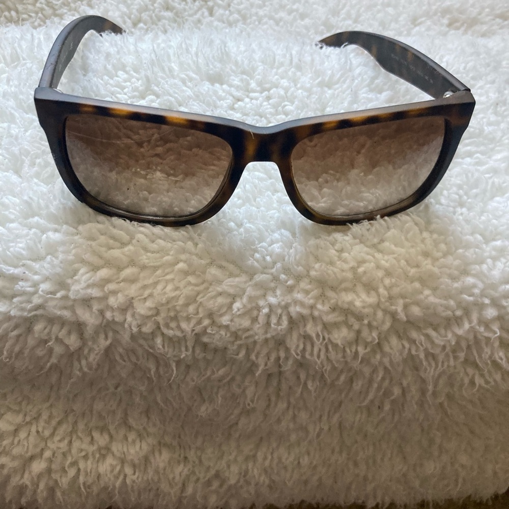 Ray-Ban Sunglasses